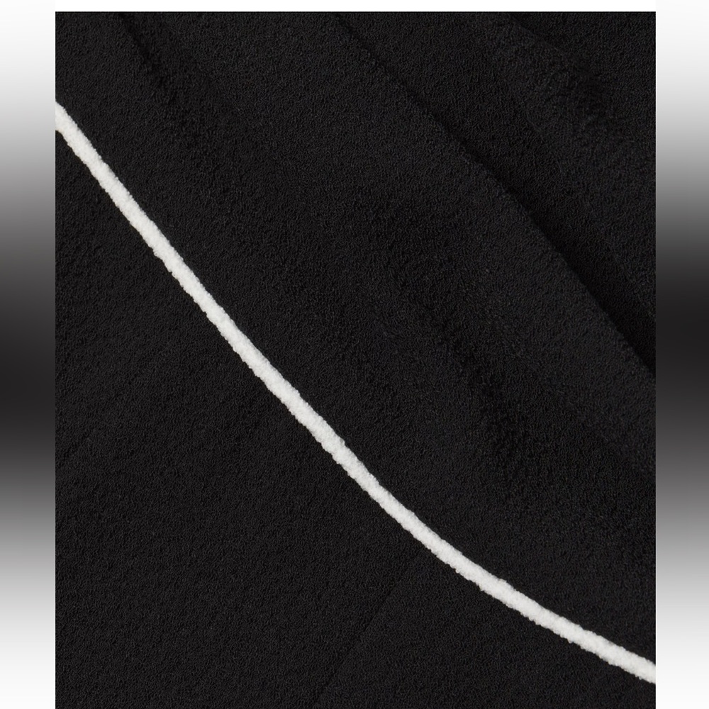 Black Halo Merrick Wide-Leg Jumpsuit Size 6 - Picture 4 of 7